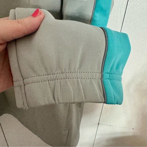 NWT. Disney RunDisney jacket. Size: XL, 3XL - Picture 7 of 16